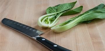 Santoku knife: use and guide to choosing