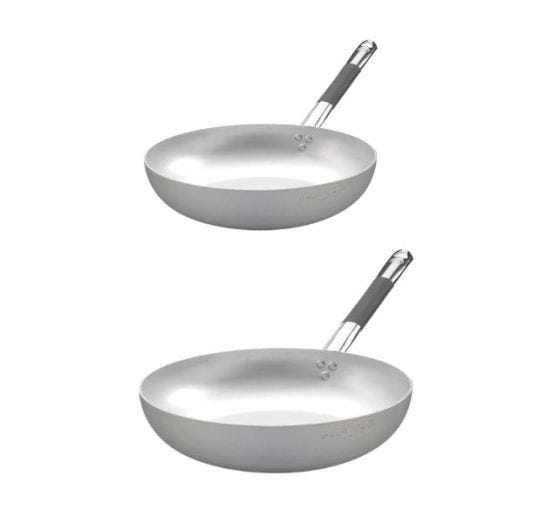  Pentole Agnelli Infinity Non - Stick Saute Pan 3 Mm. Thick With  Cool Handle, Diameter 28 Cm. : Home & Kitchen